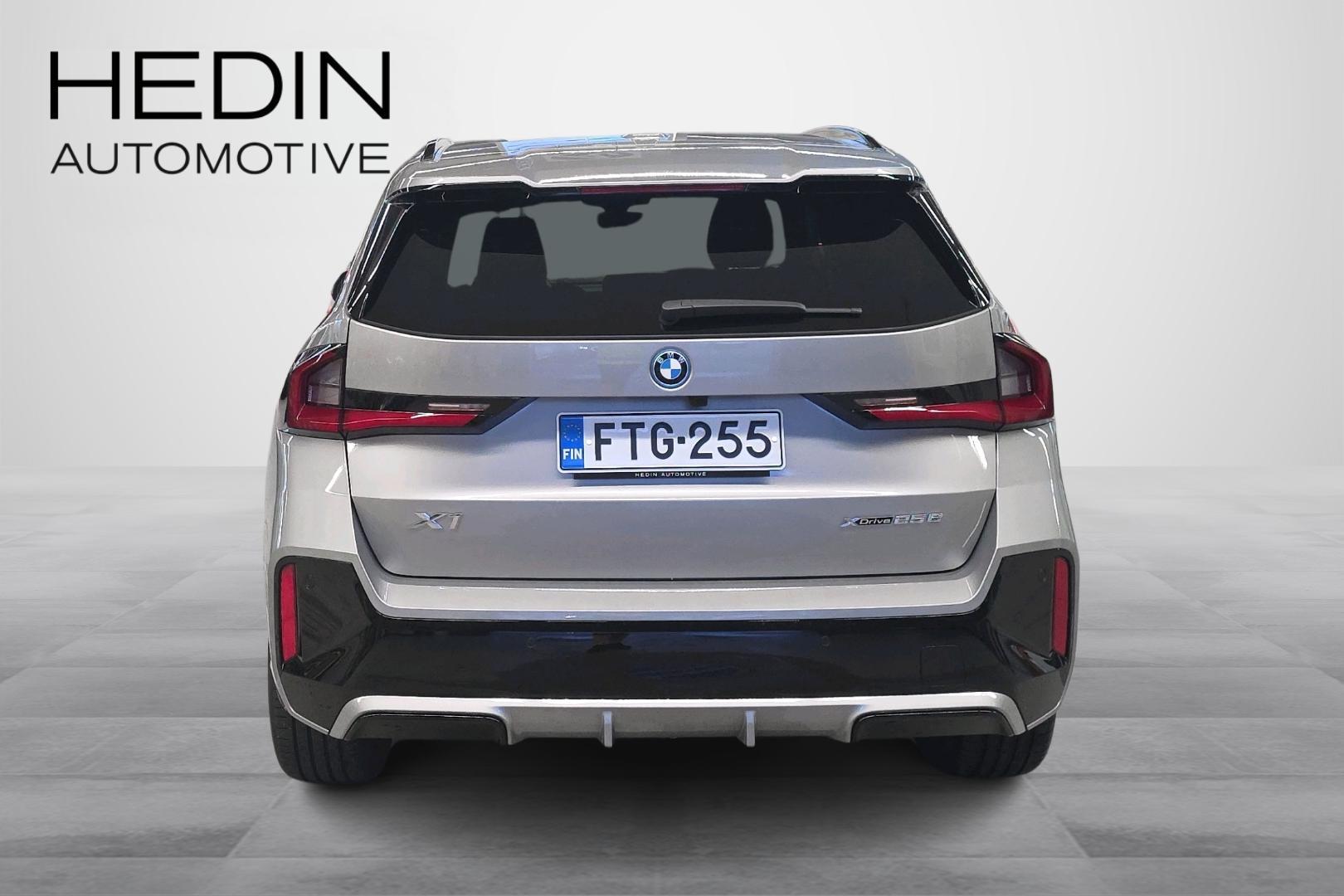 BMW X1 3