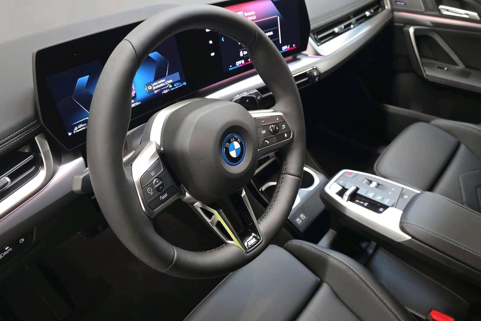 BMW X1 7
