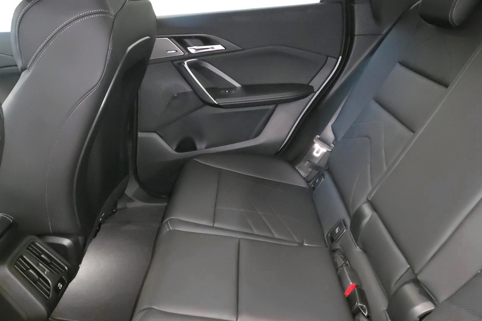 BMW X1 9