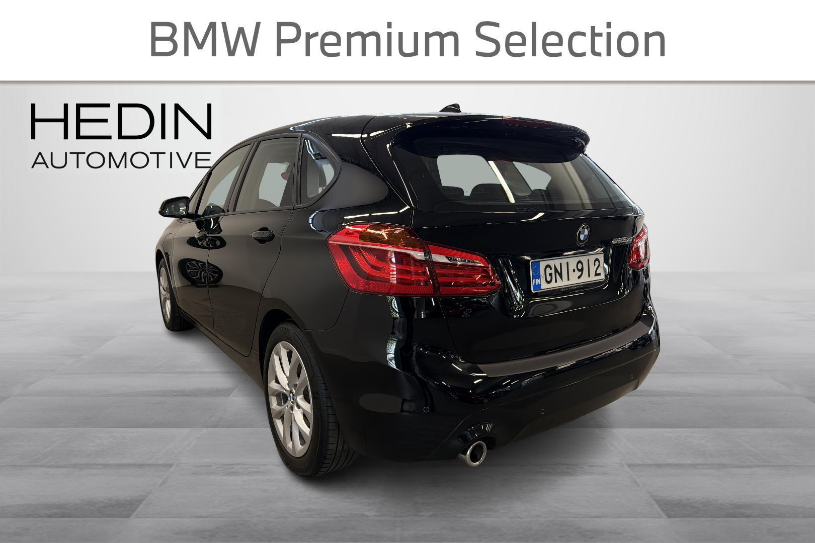 BMW 225 2020