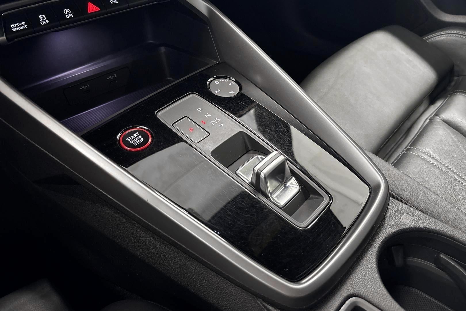 Audi S3 25