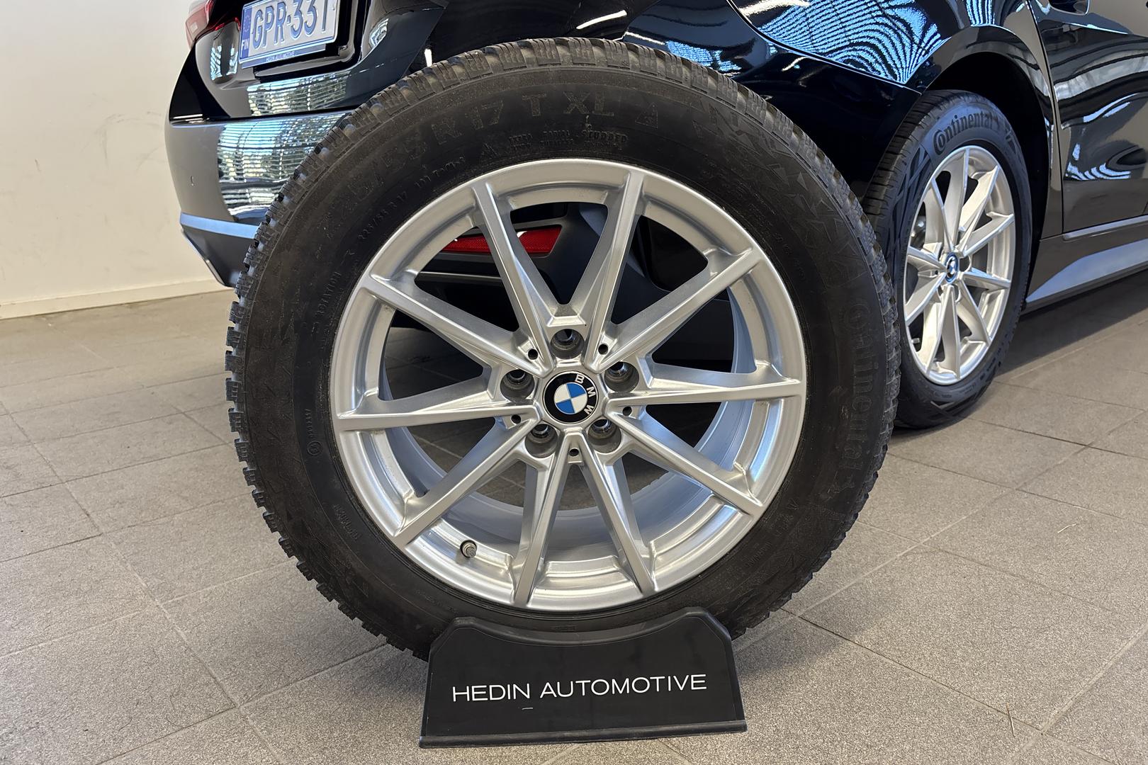 BMW i4 26