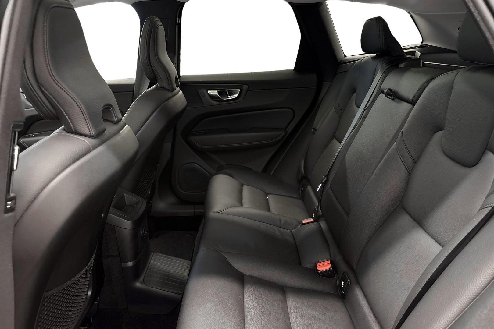 Volvo XC60 2022