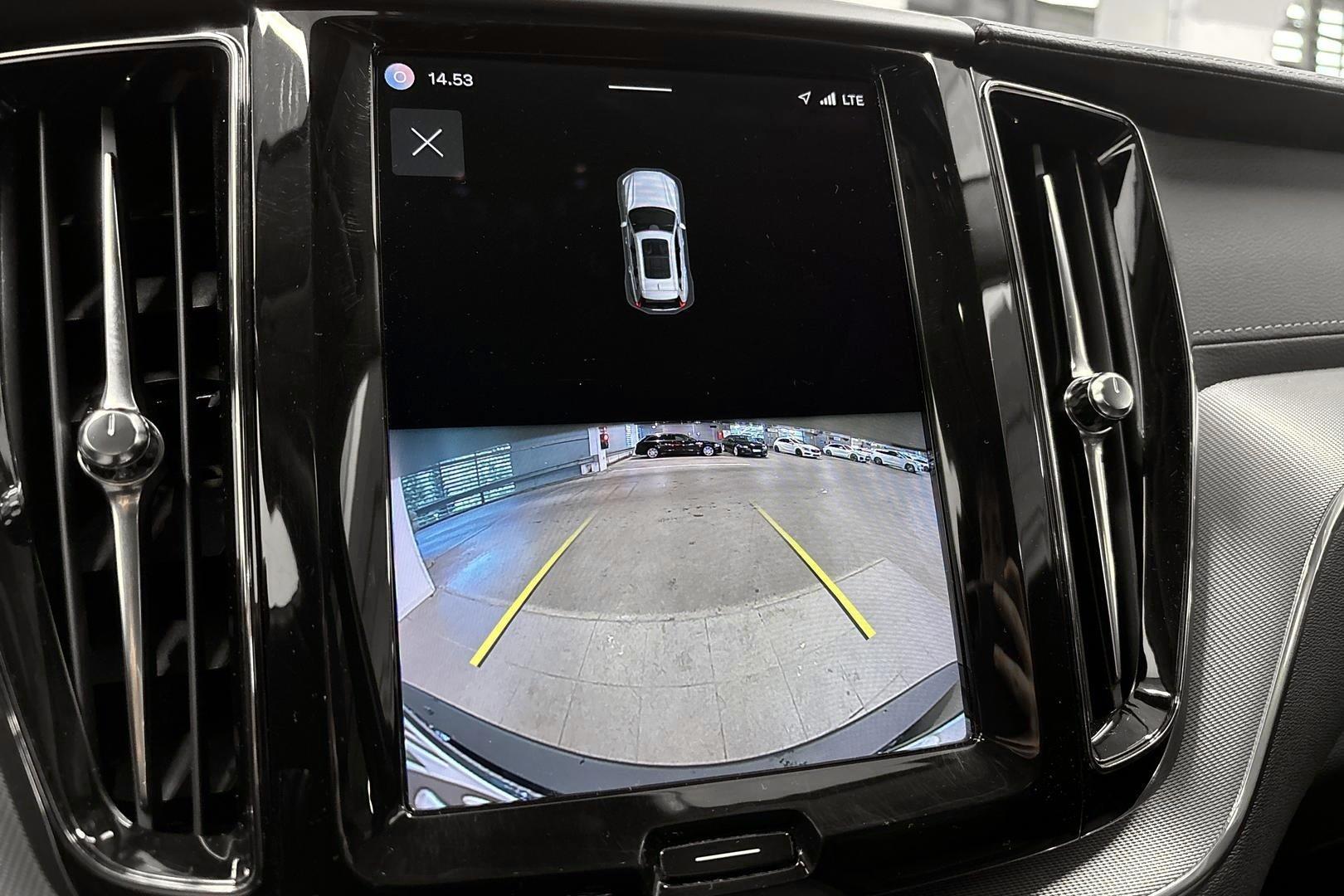 Volvo XC60 2022