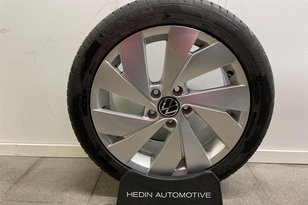 Volkswagen Golf 2023