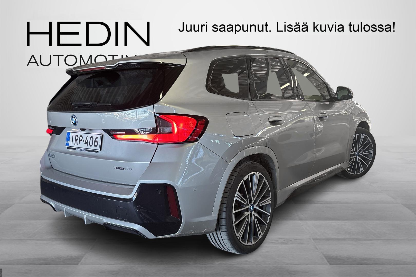 BMW iX1 2024