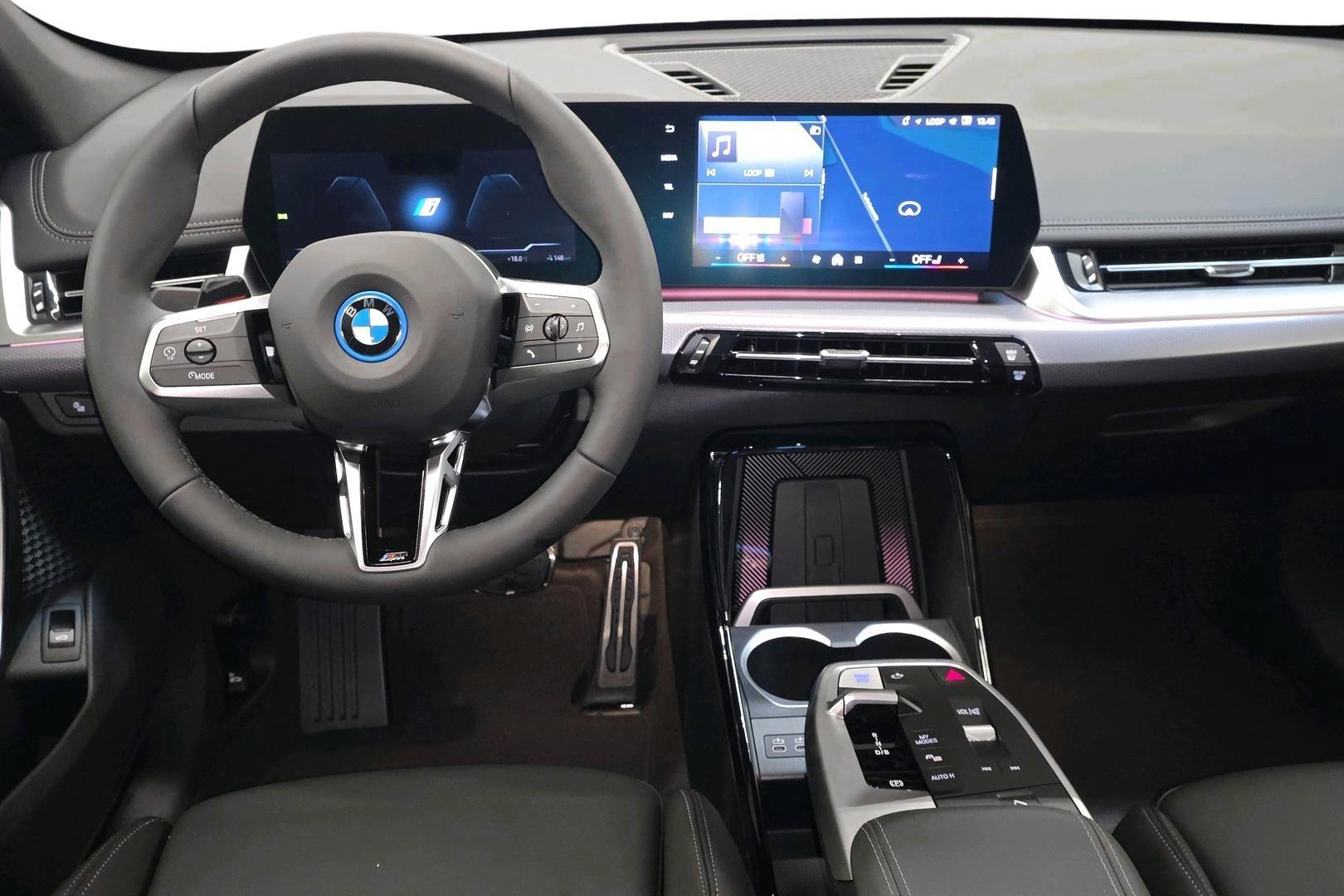 BMW iX1 2026