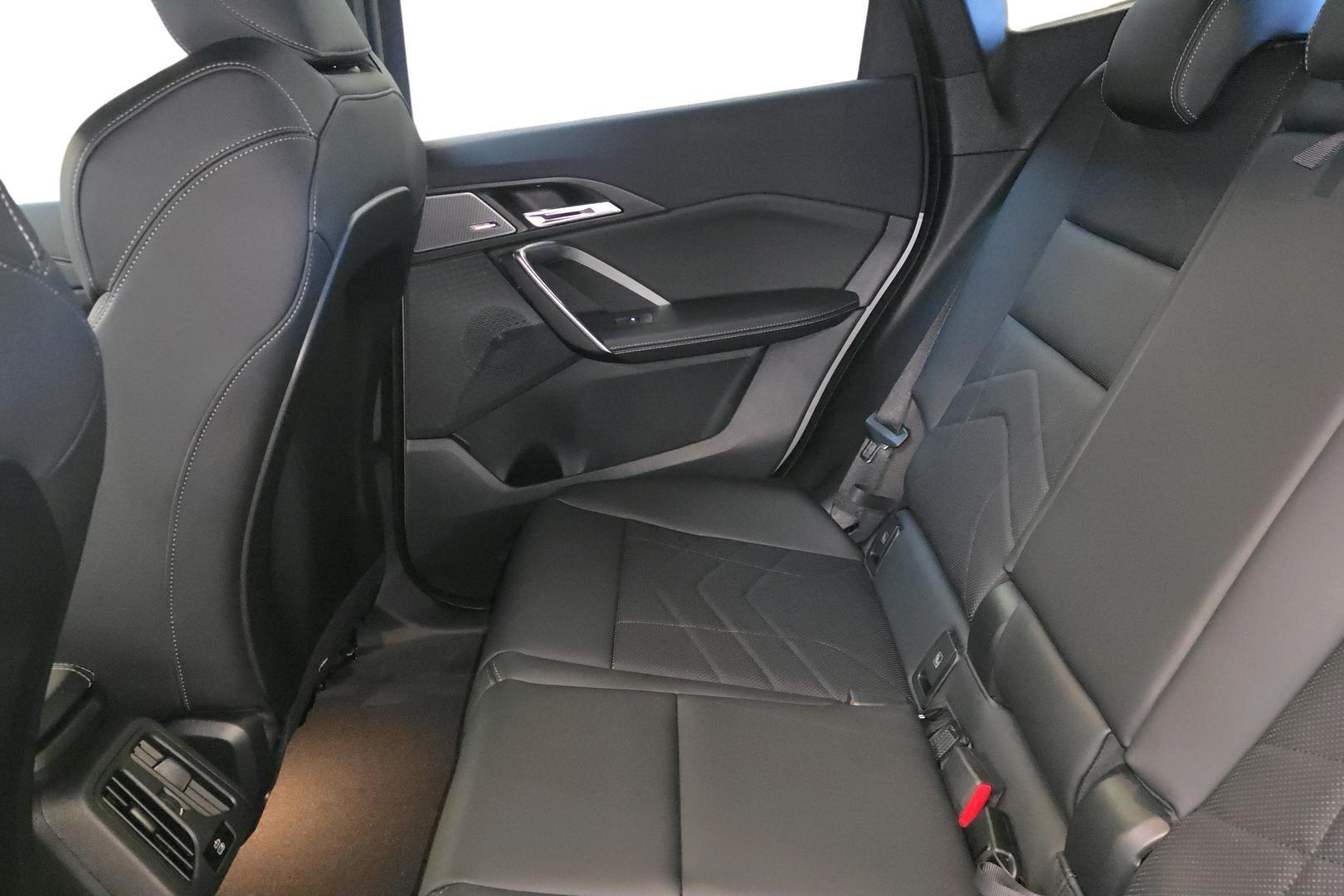 BMW iX1 2026
