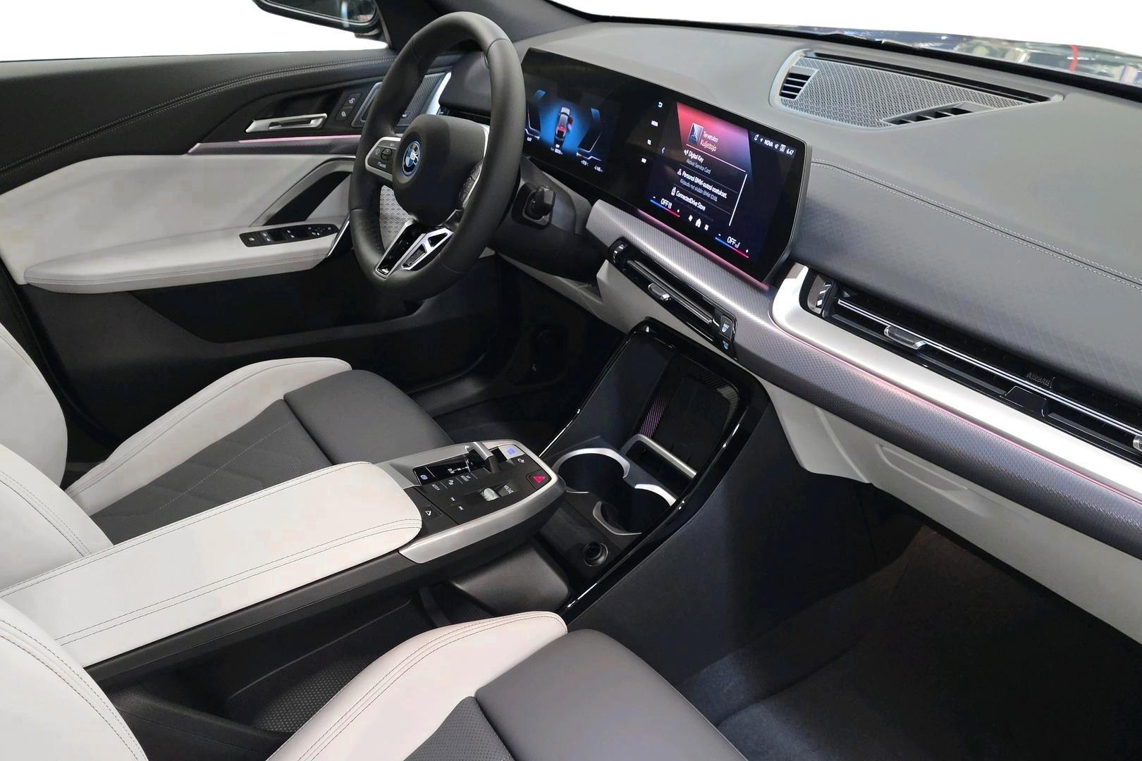 BMW iX2 2026