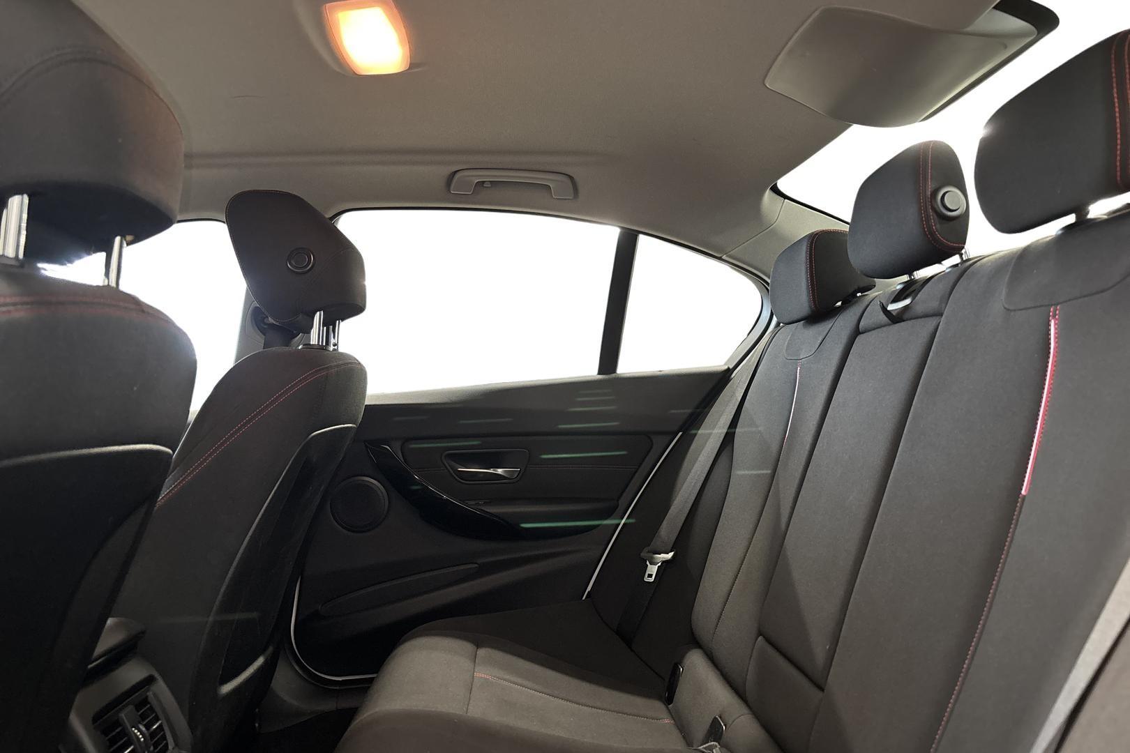 BMW 320 2015