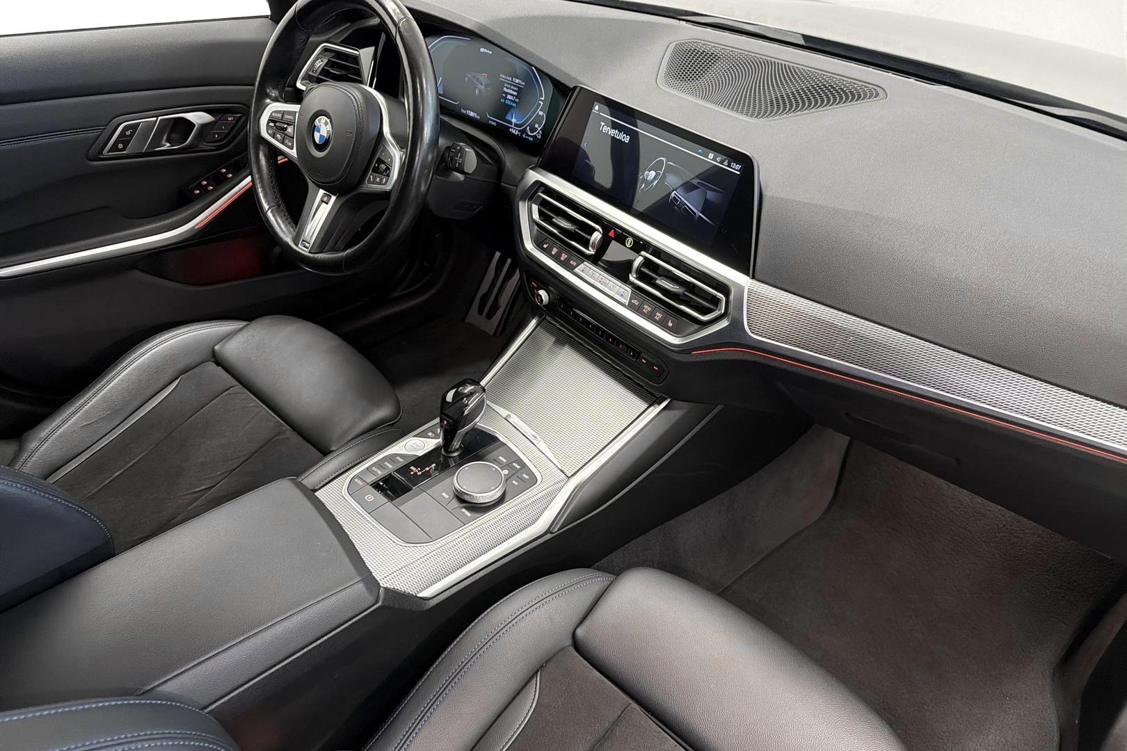 BMW 330 2021