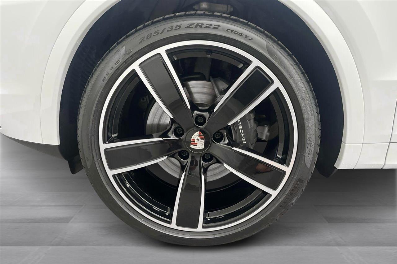 Porsche Cayenne 2023