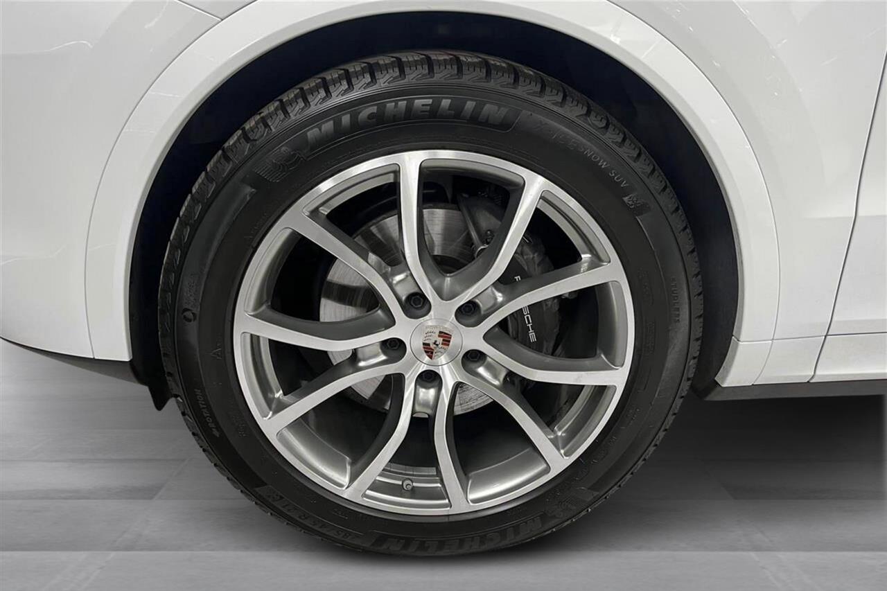 Porsche Cayenne 2023