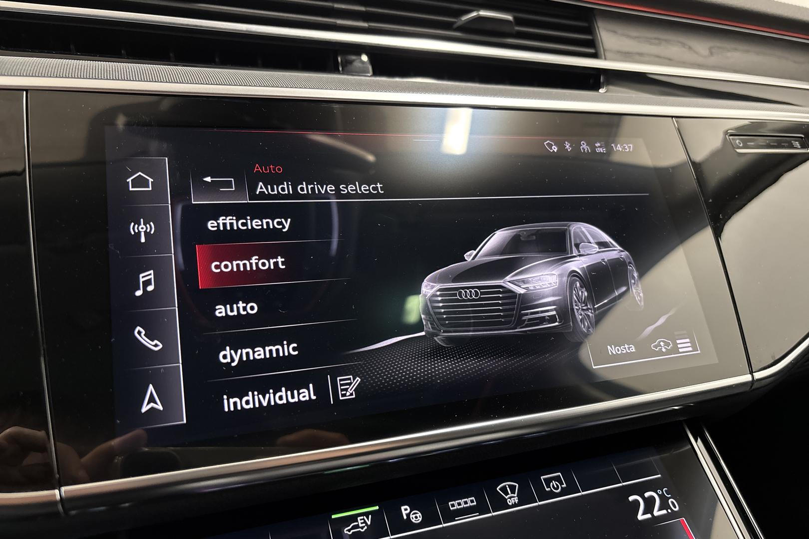 Audi A8 2021