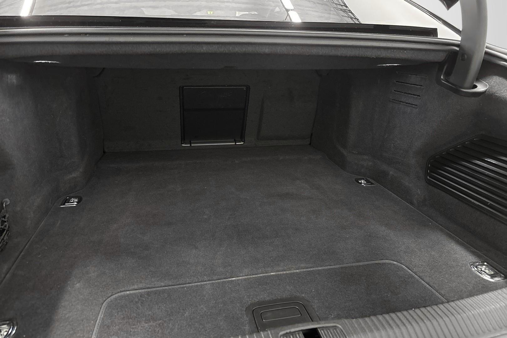 Audi A8 2021
