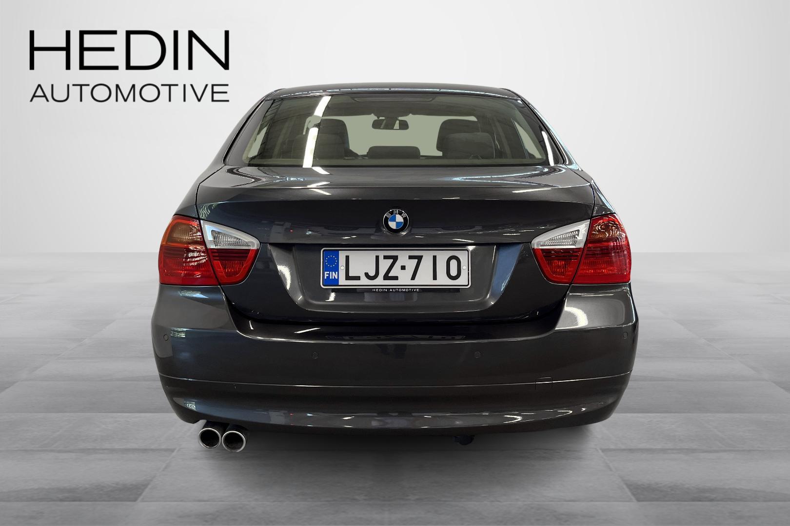BMW 330 2008