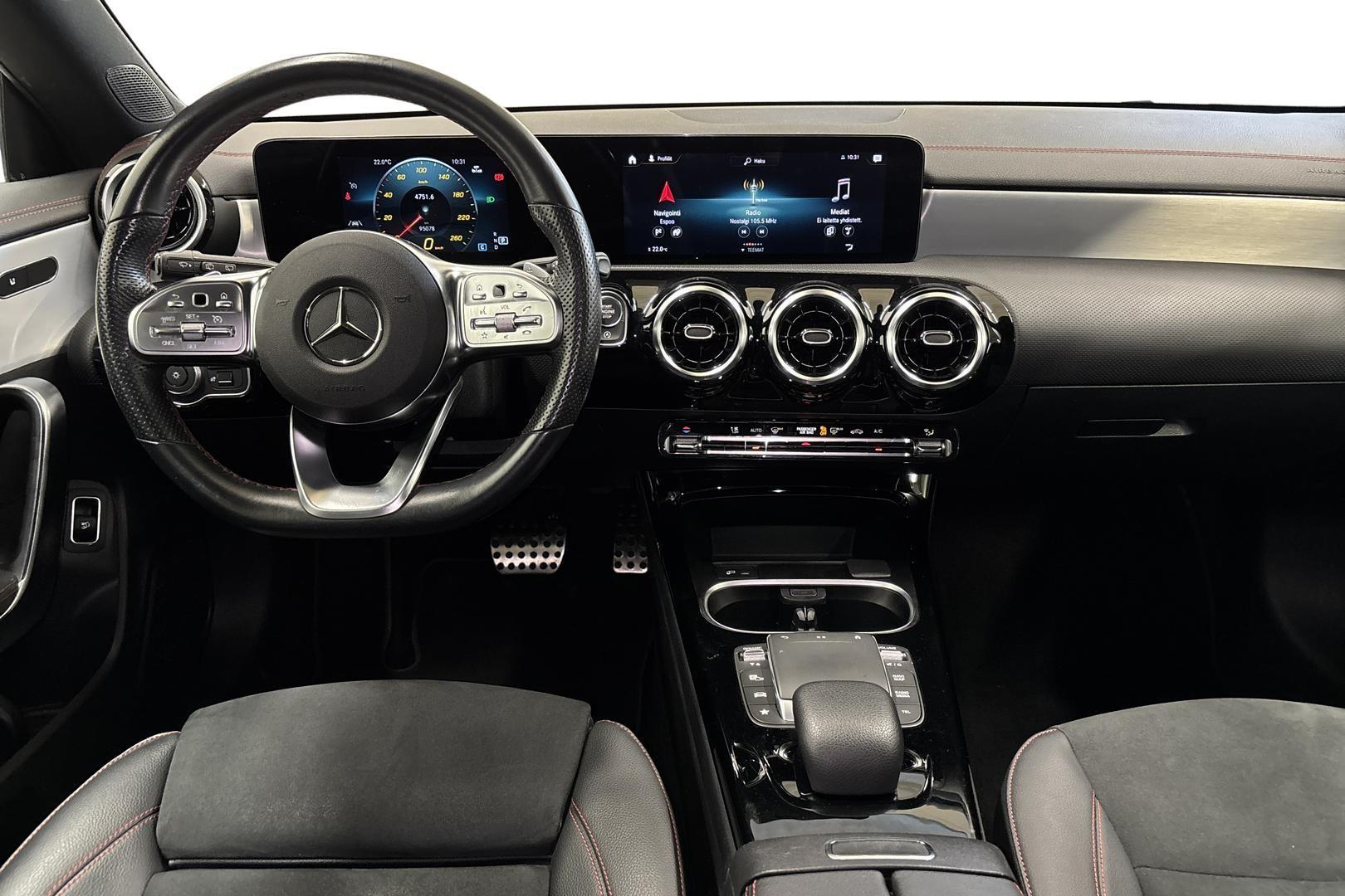 Mercedes-Benz CLA 2023