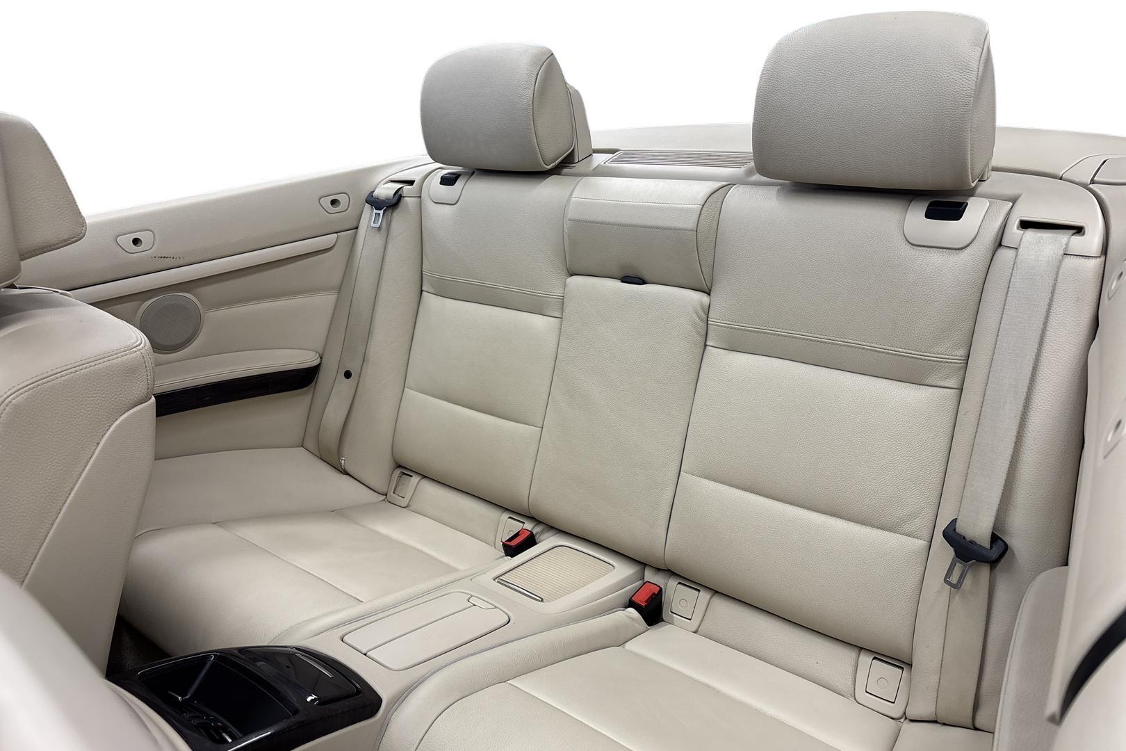 BMW 325 2010