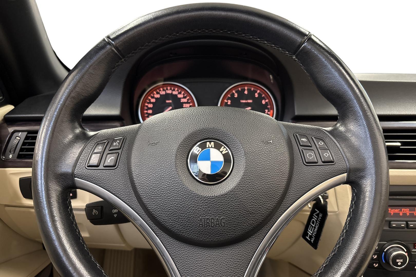 BMW 325 2010