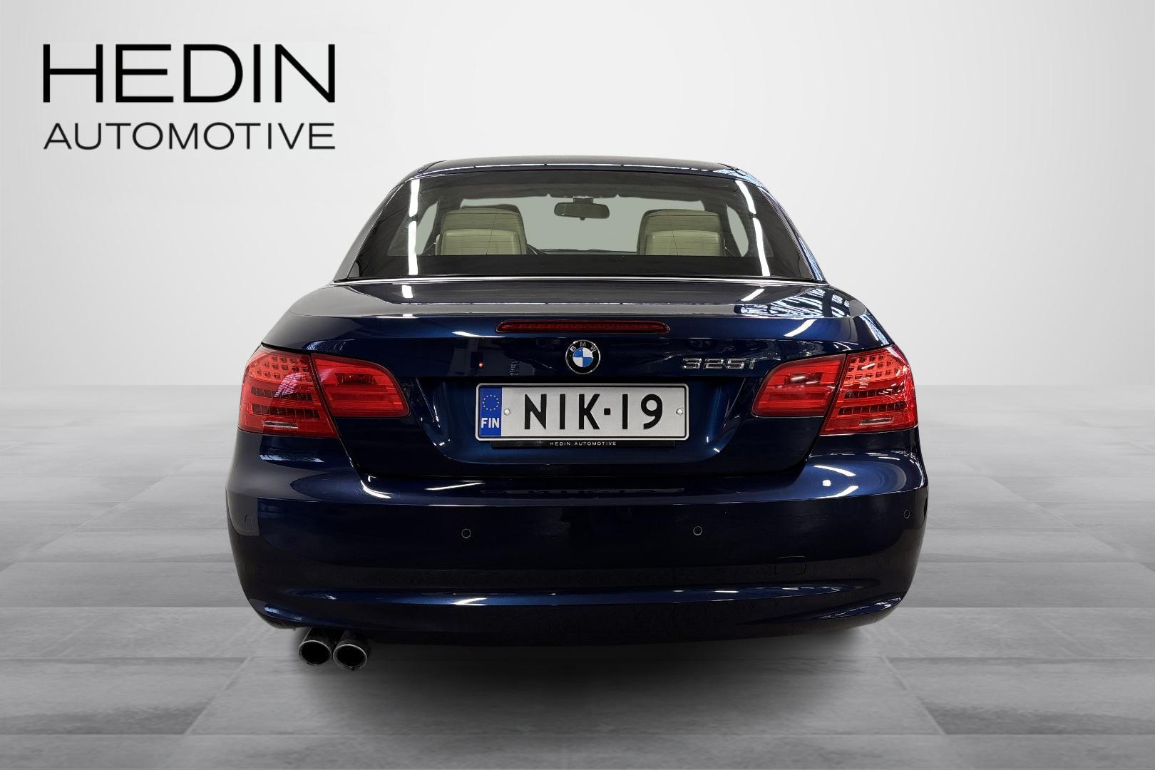 BMW 325 2010