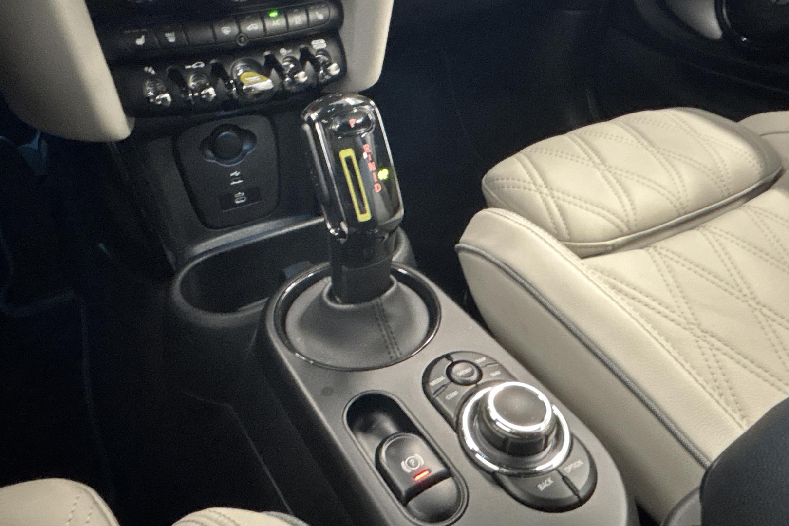 MINI Hatchback 2024