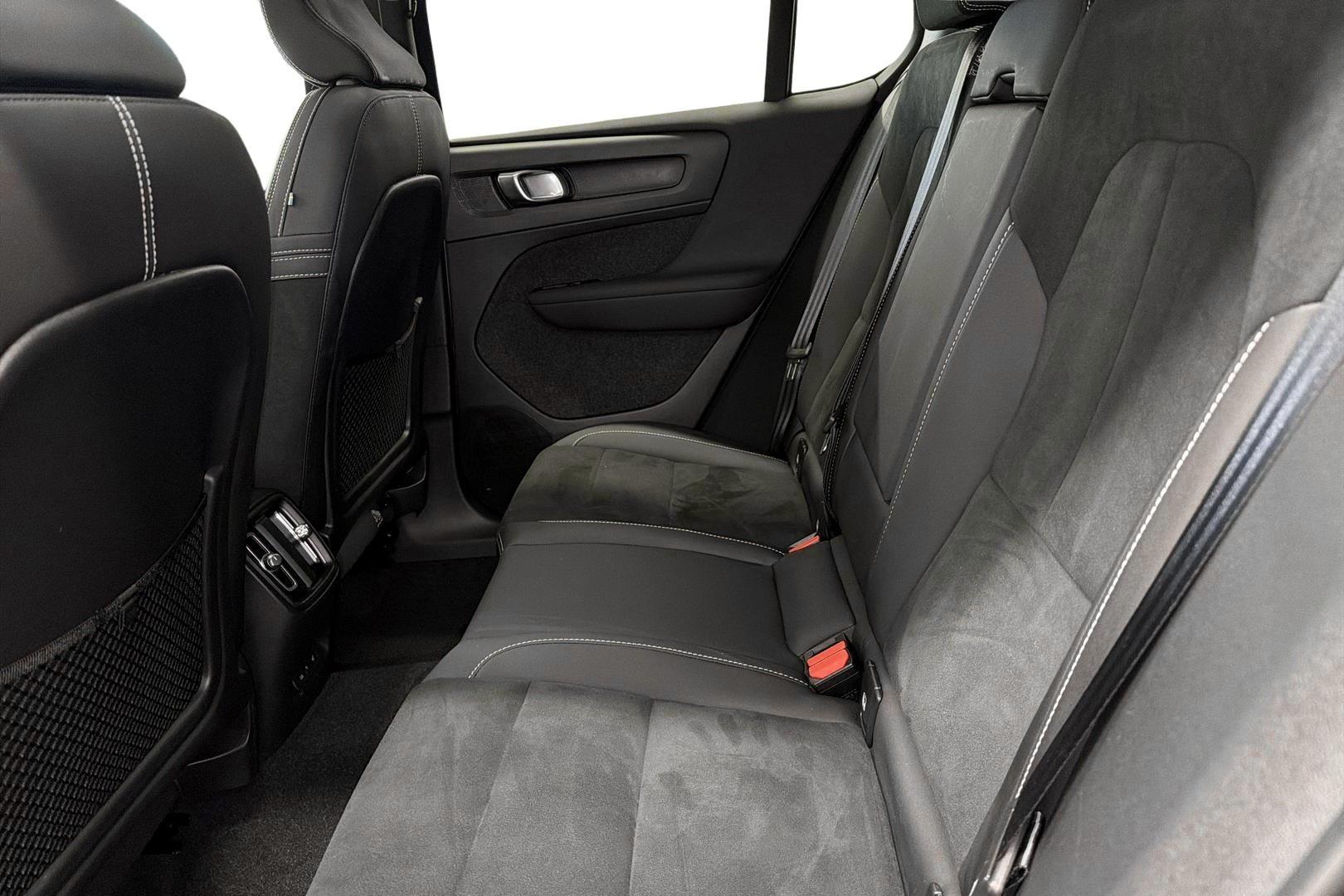 Volvo C40 2022