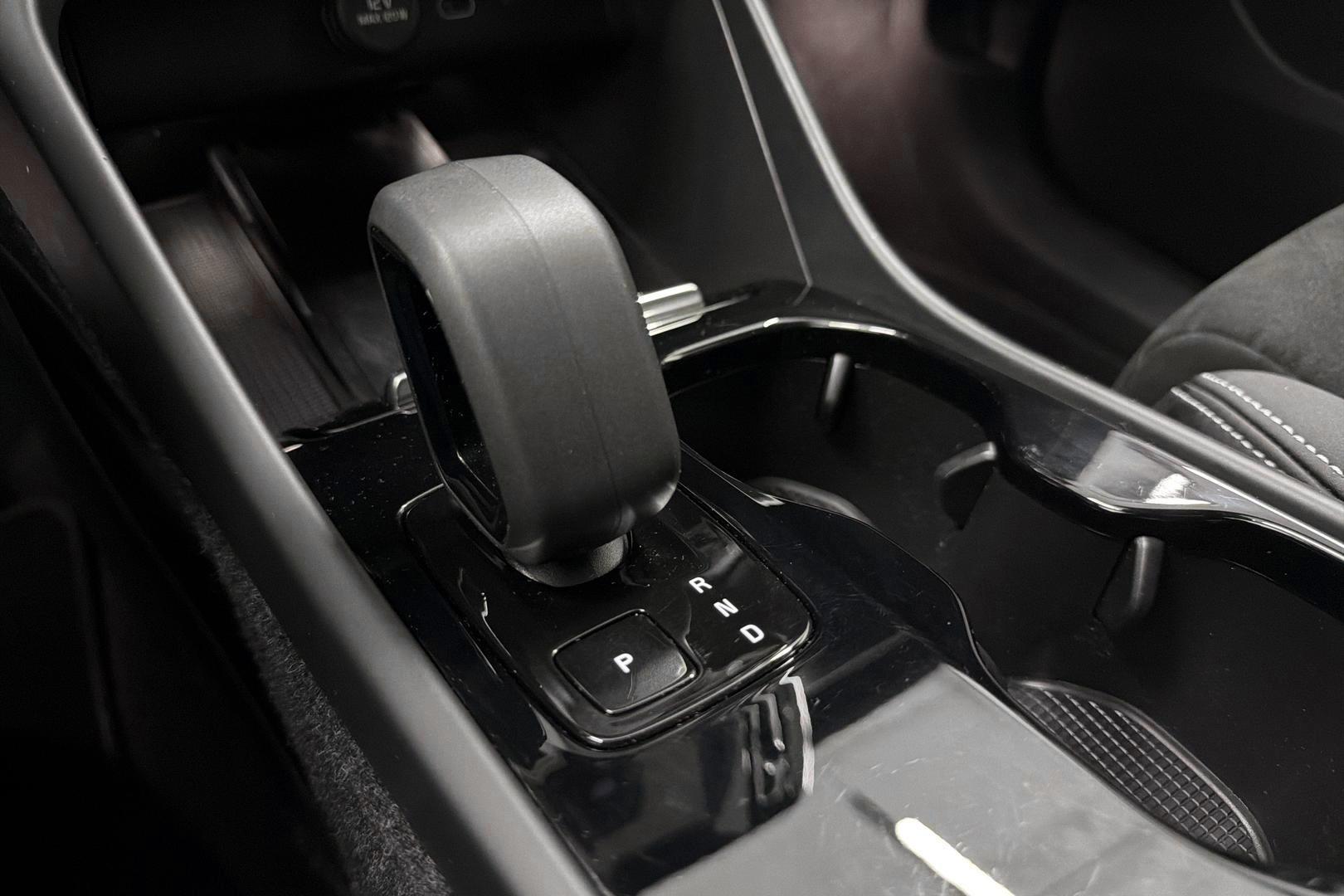 Volvo C40 2022