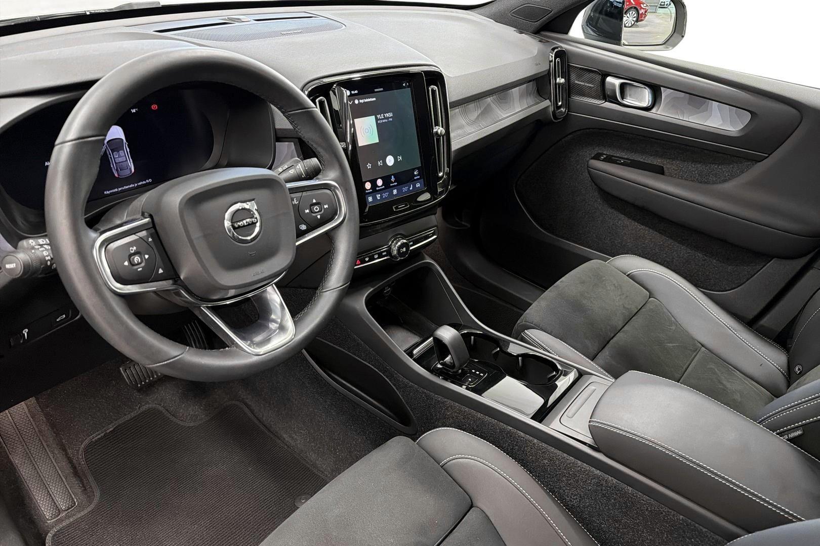 Volvo C40 2022