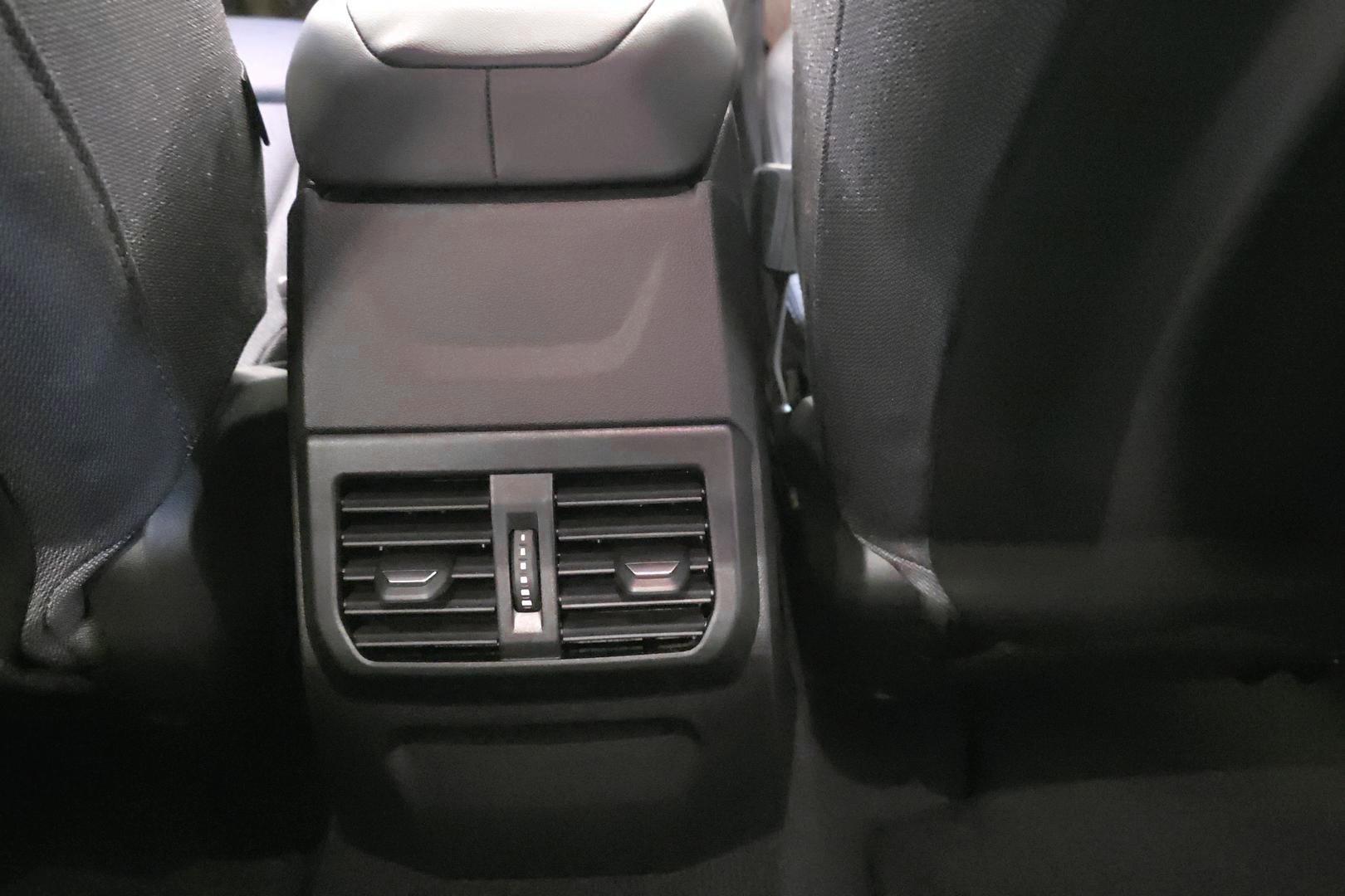 BMW 120 2026