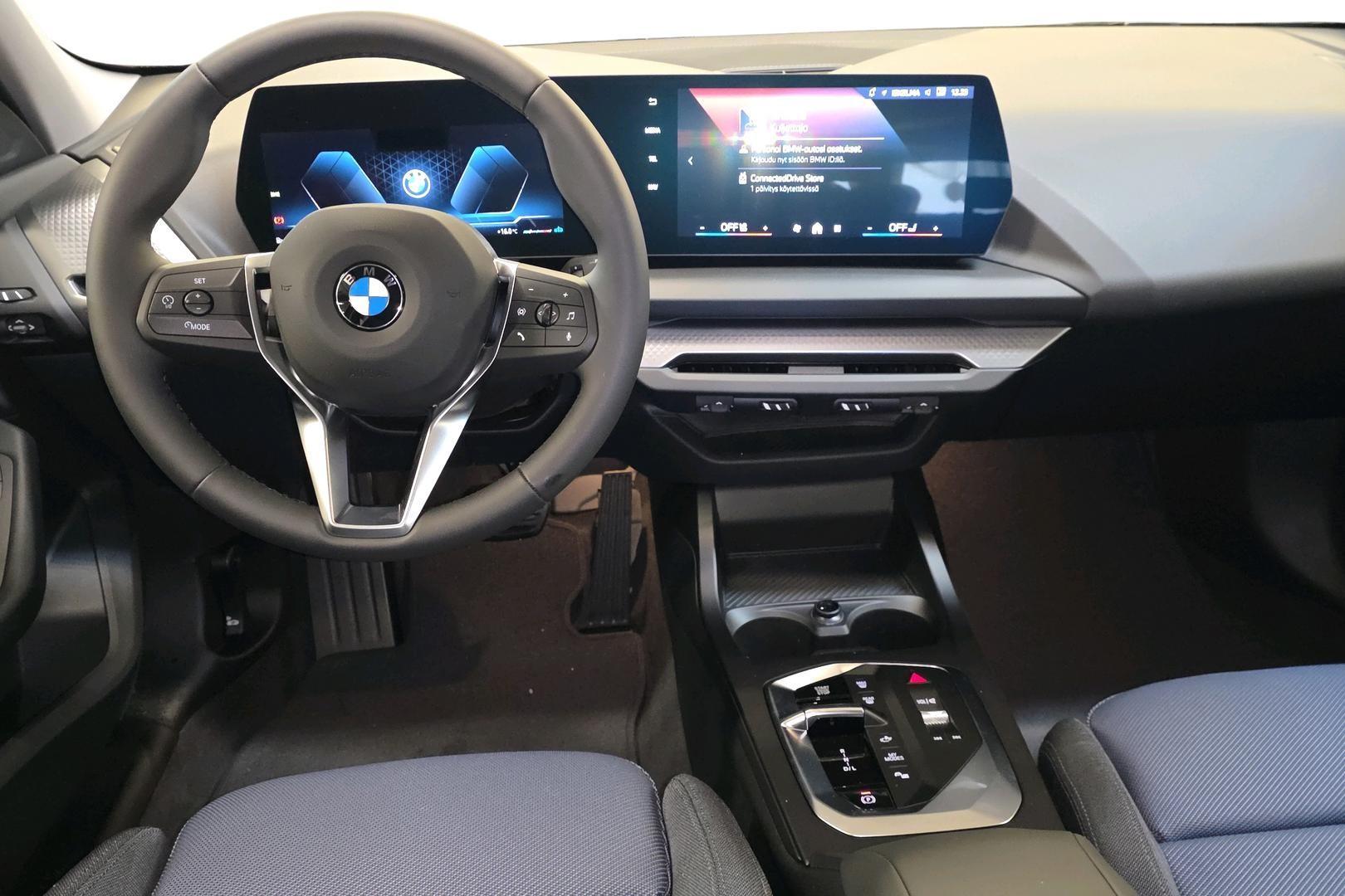 BMW 120 2026