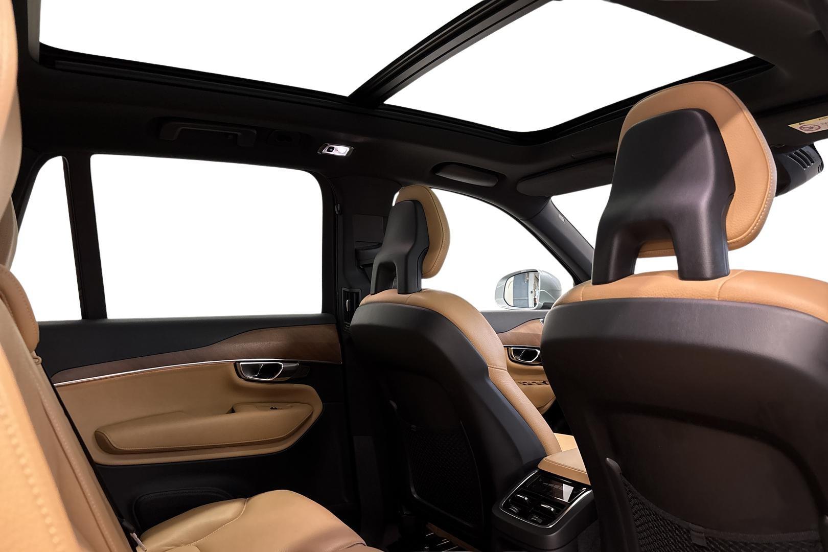 Volvo XC90 21
