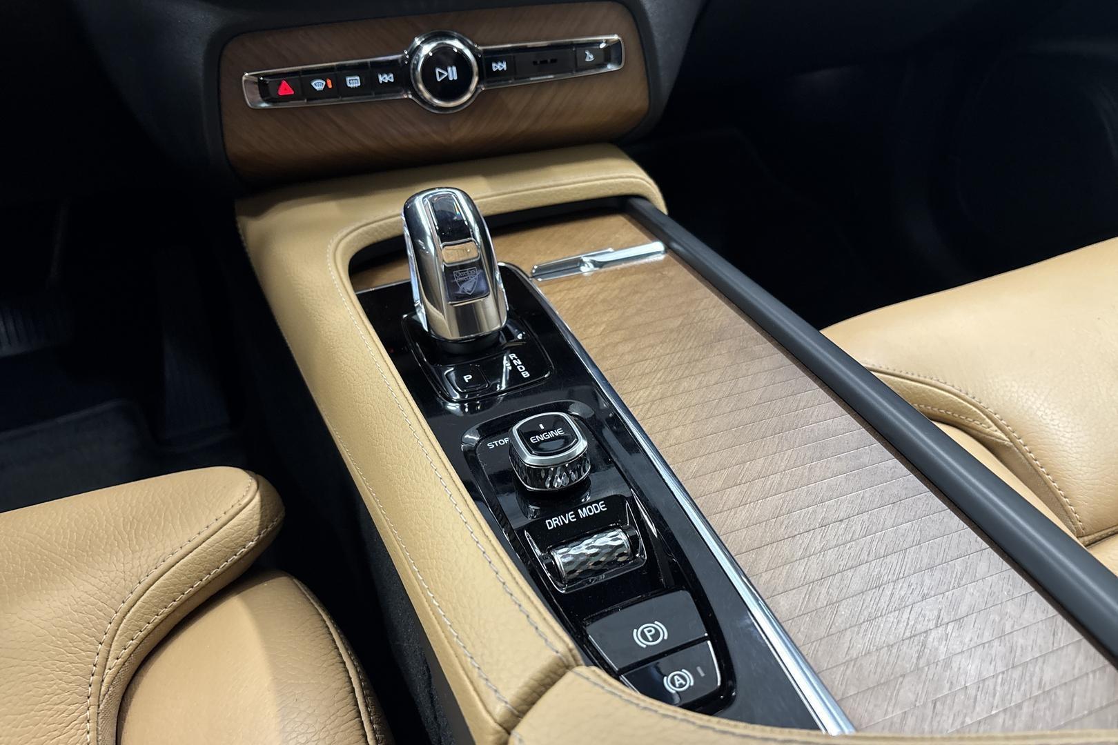 Volvo XC90 29