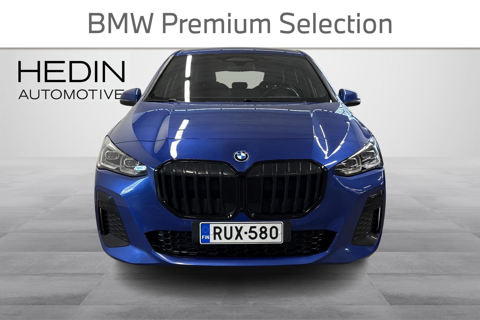 BMW 225 2023