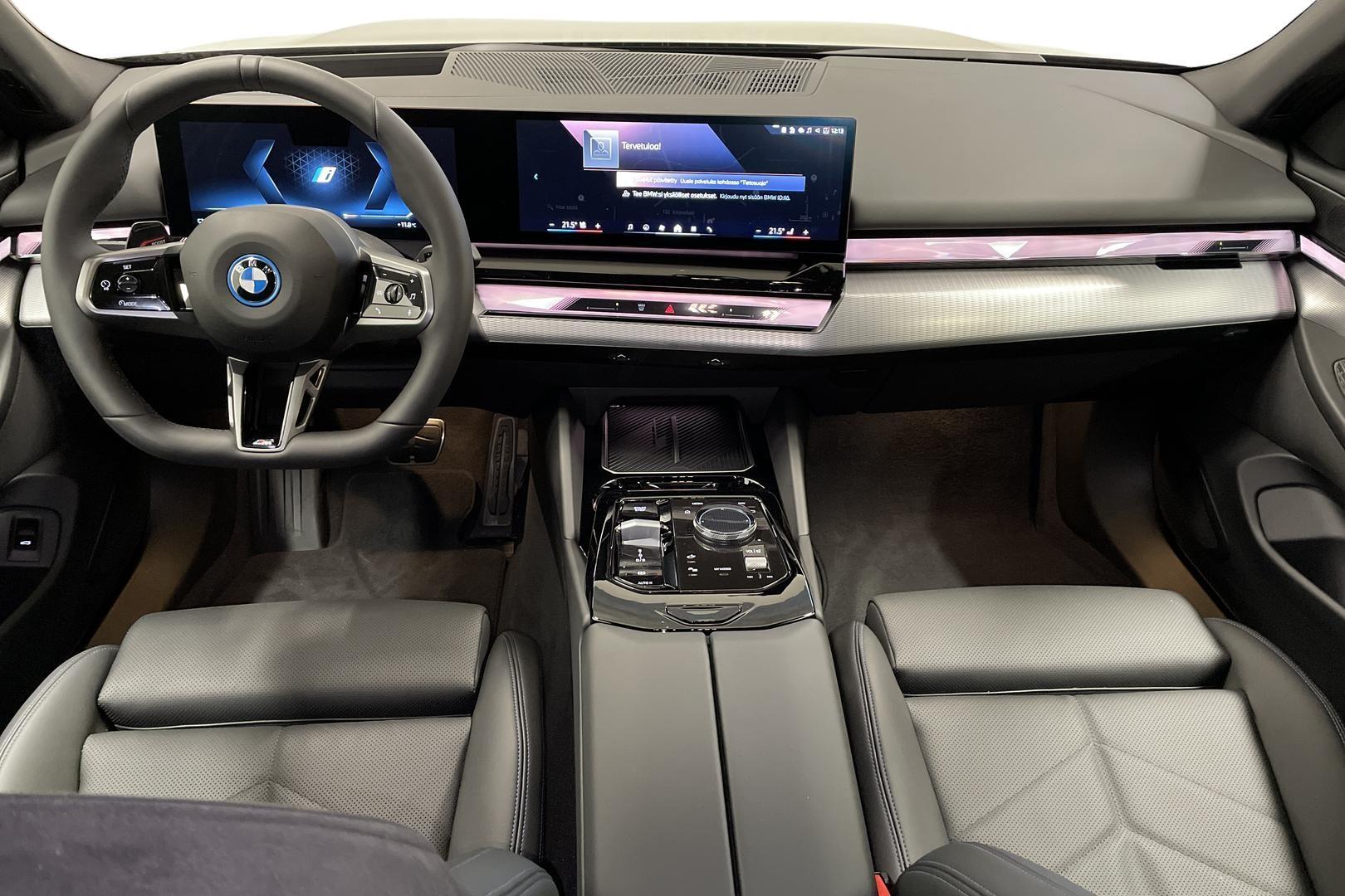 BMW i5 2025