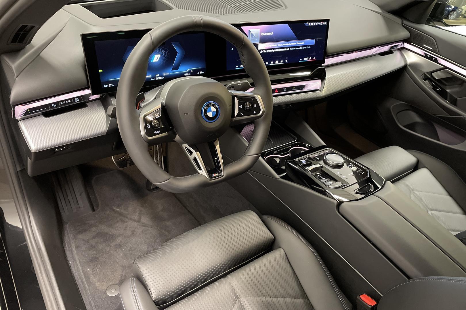 BMW i5 2025