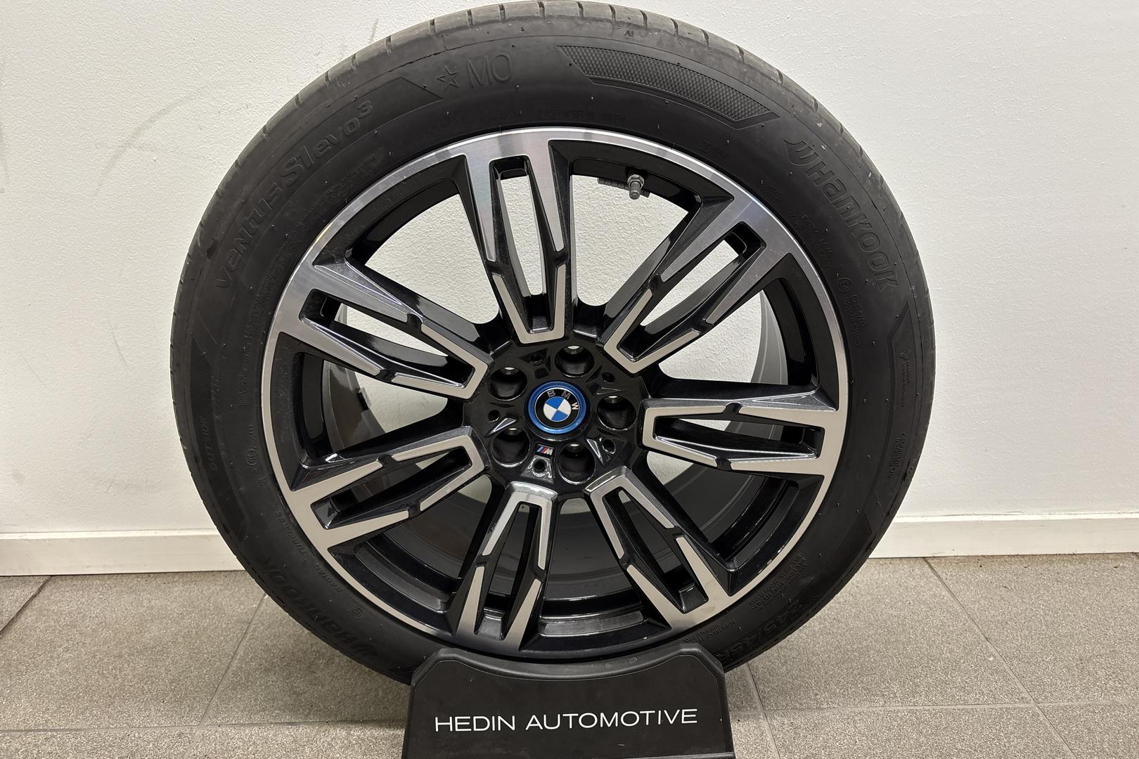 BMW i5 2025
