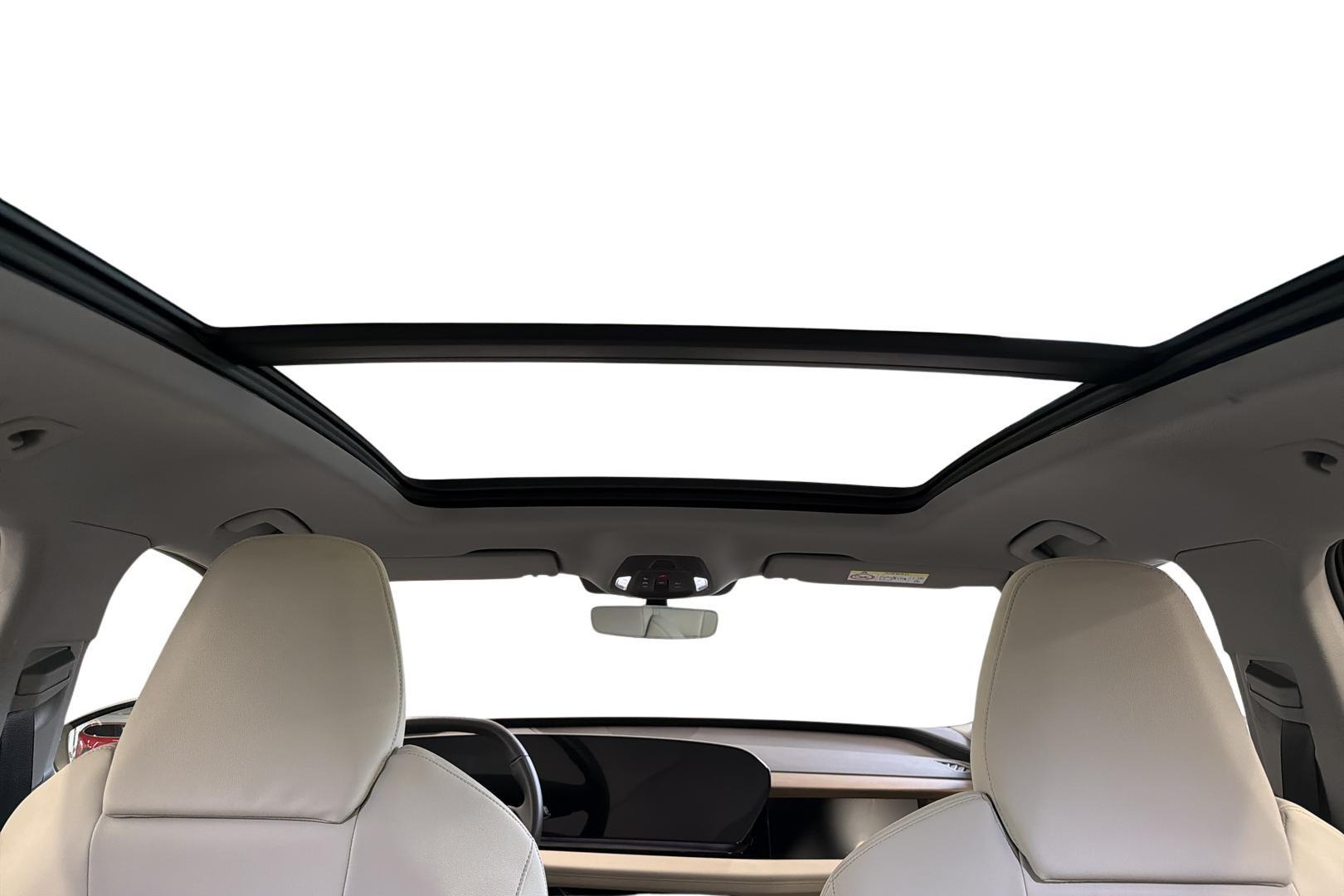 AUDI Q6 e-tron 2025