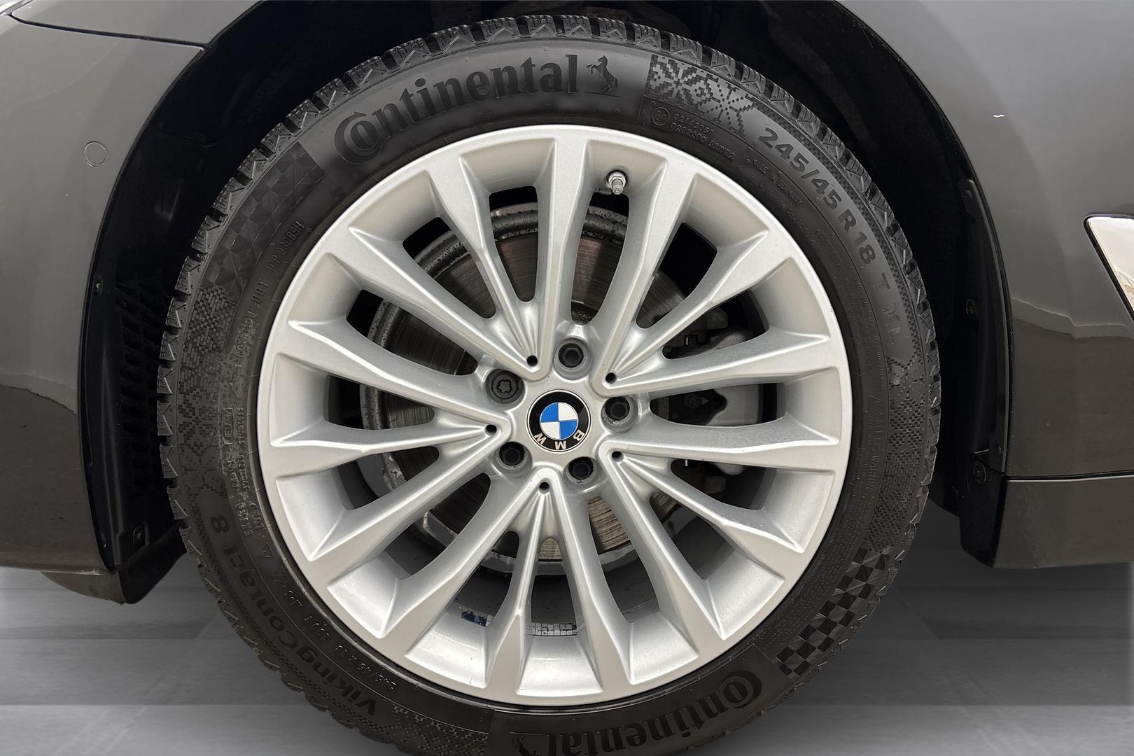 BMW 518 2020