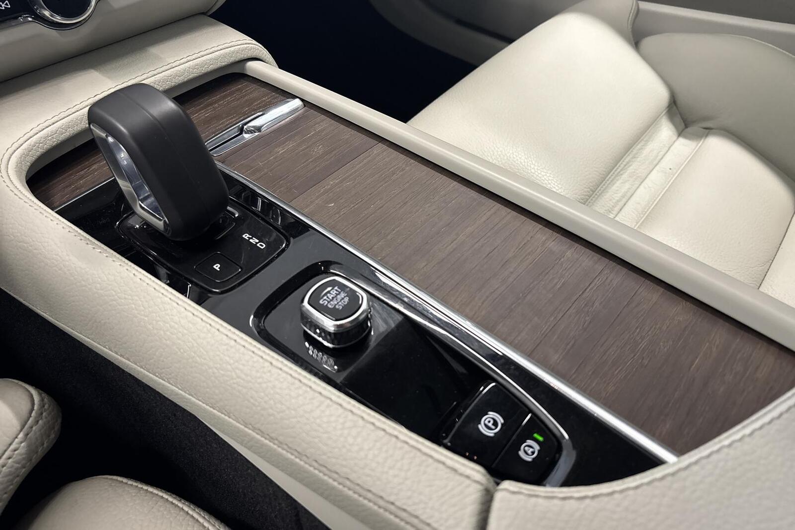 Volvo V90 Cross Country 2022