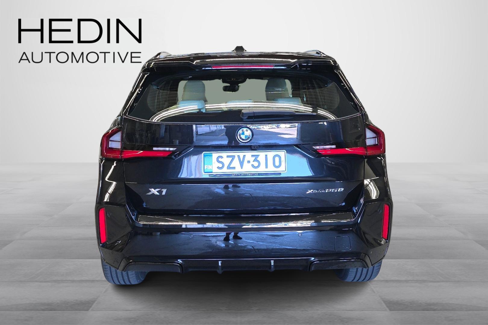 BMW X1 3