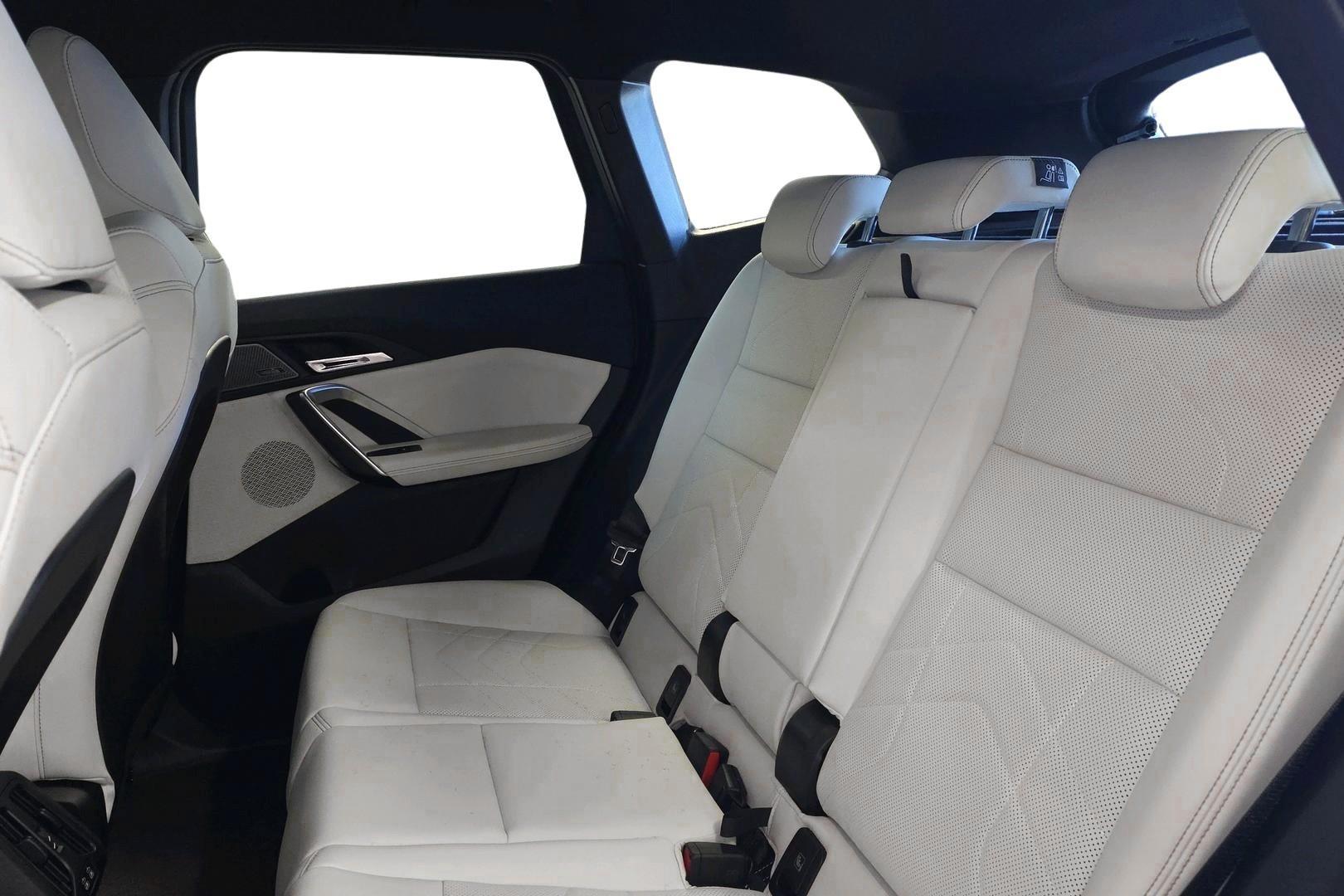 BMW X1 9