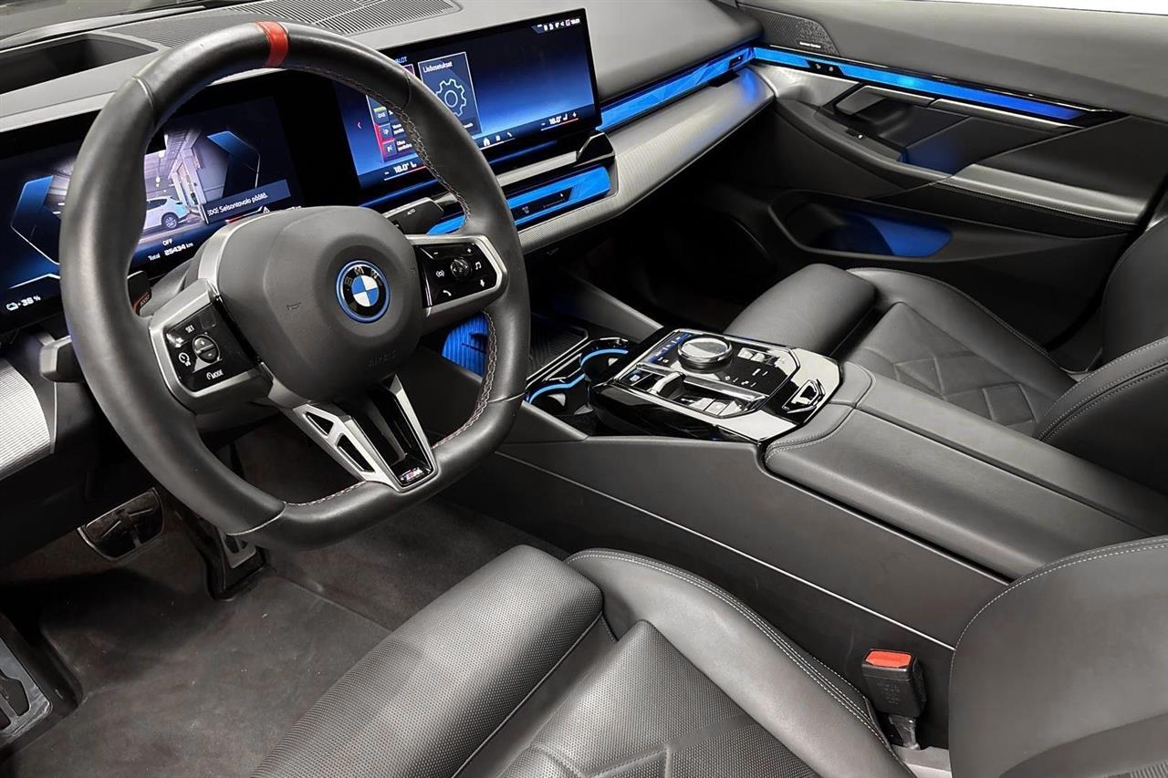 BMW i5 2024