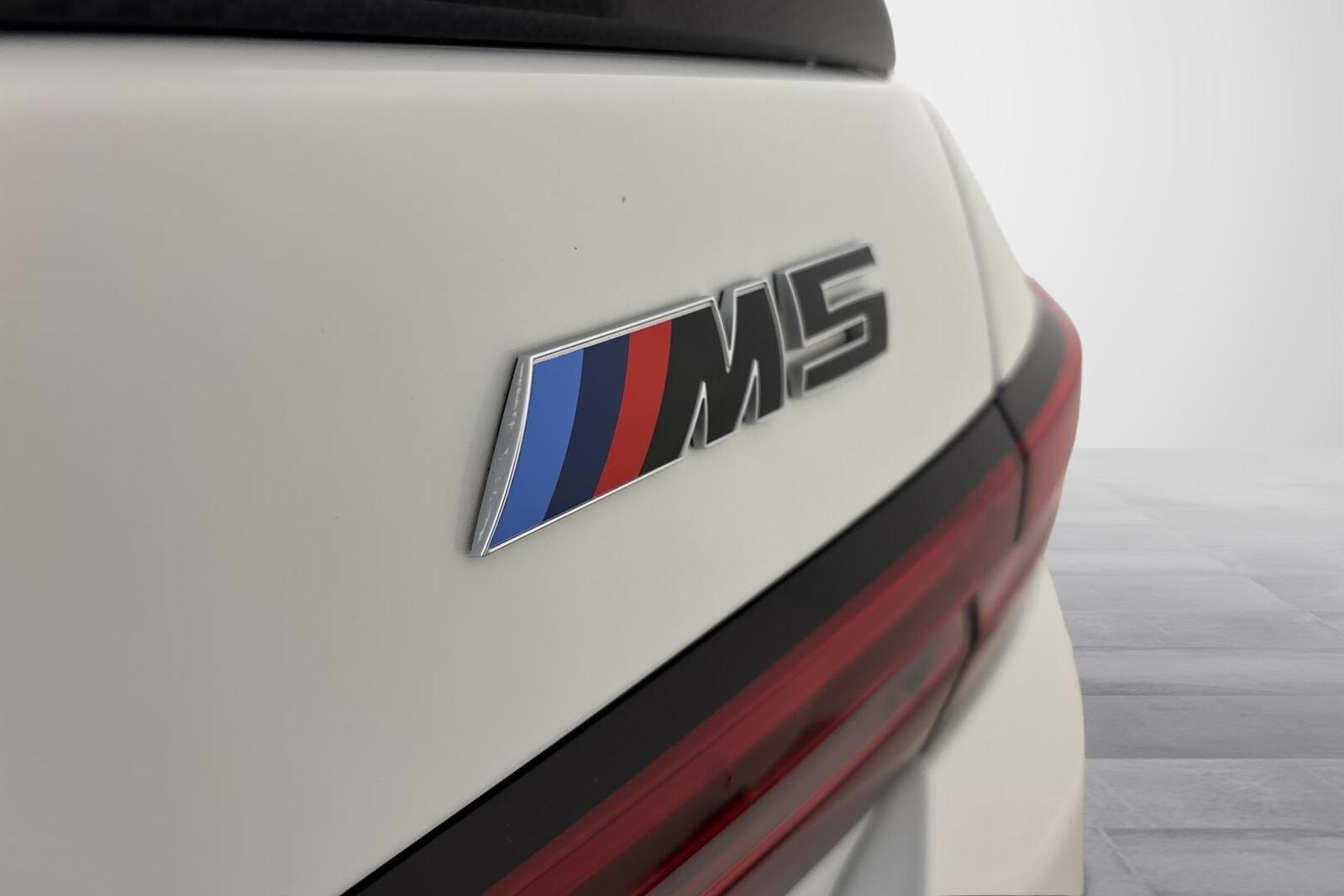 BMW M5 2025