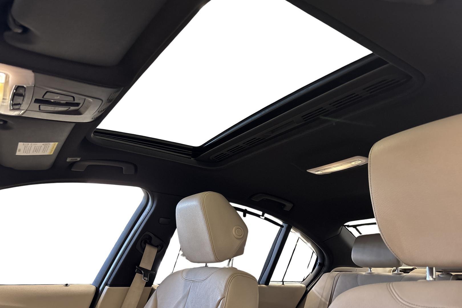 BMW 335 2012