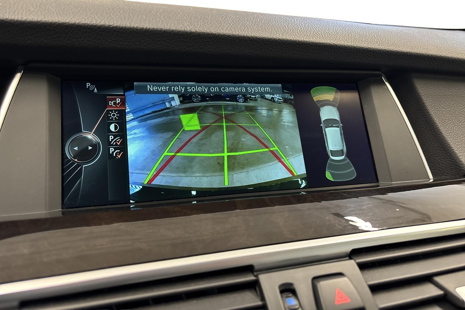 BMW 530 Gran Turismo 2014