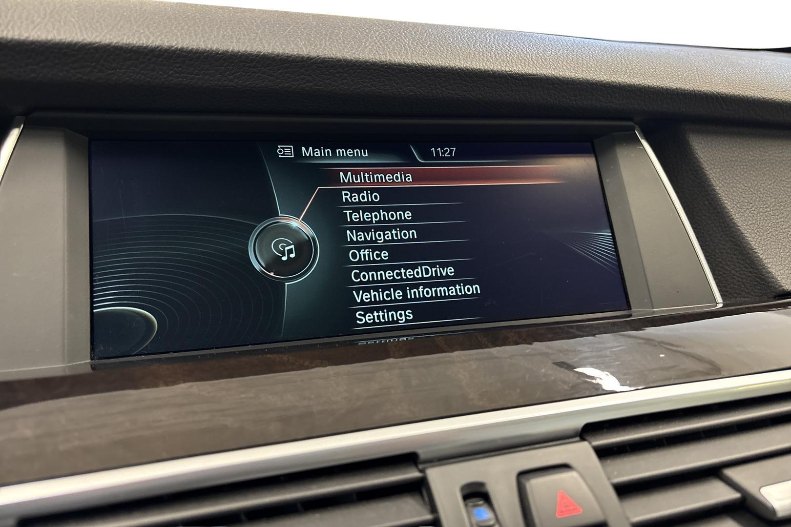 BMW 530 Gran Turismo 2014