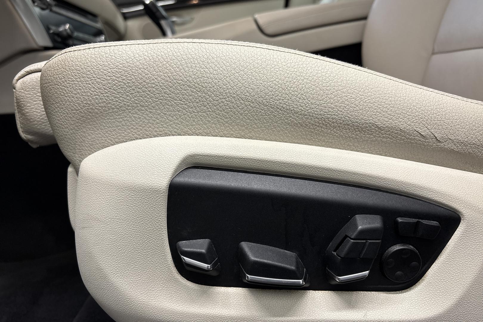 BMW 530 Gran Turismo 2014