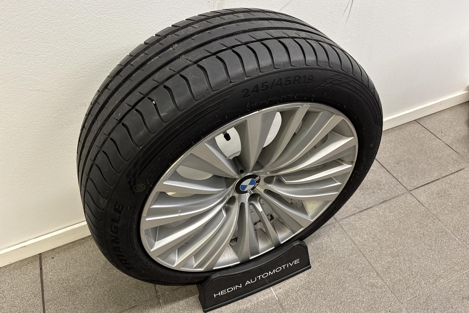 BMW 530 Gran Turismo 2014