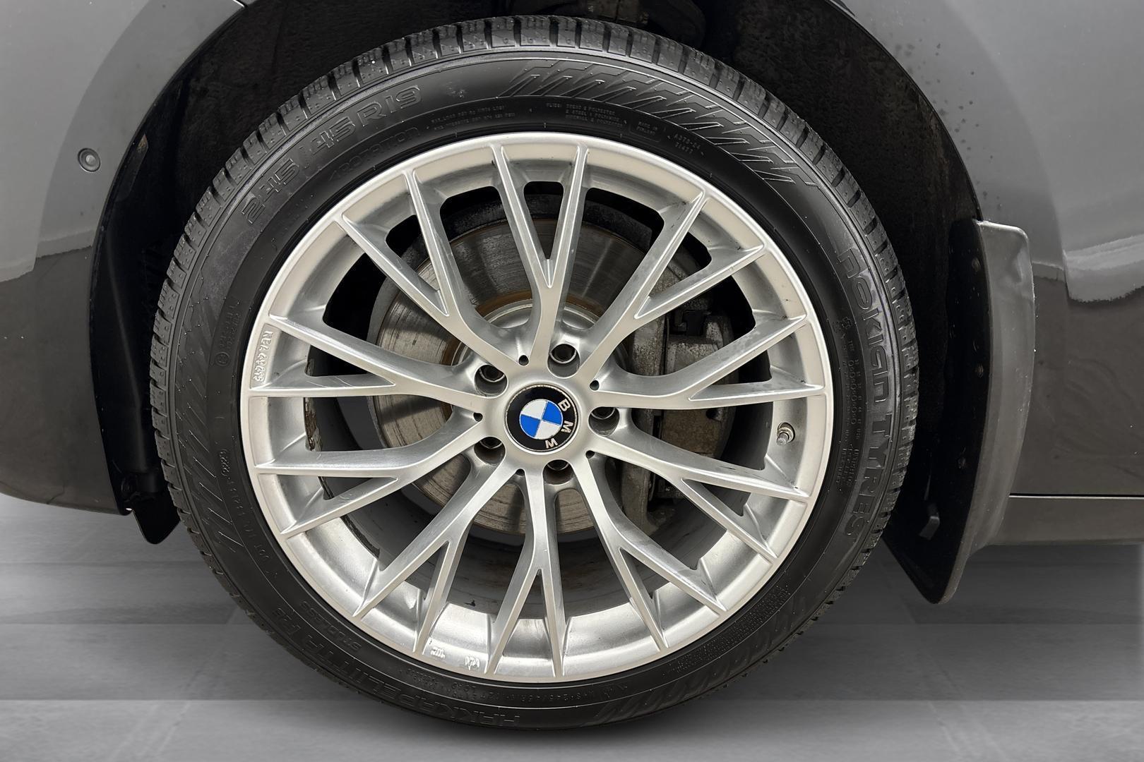 BMW 530 Gran Turismo 2014