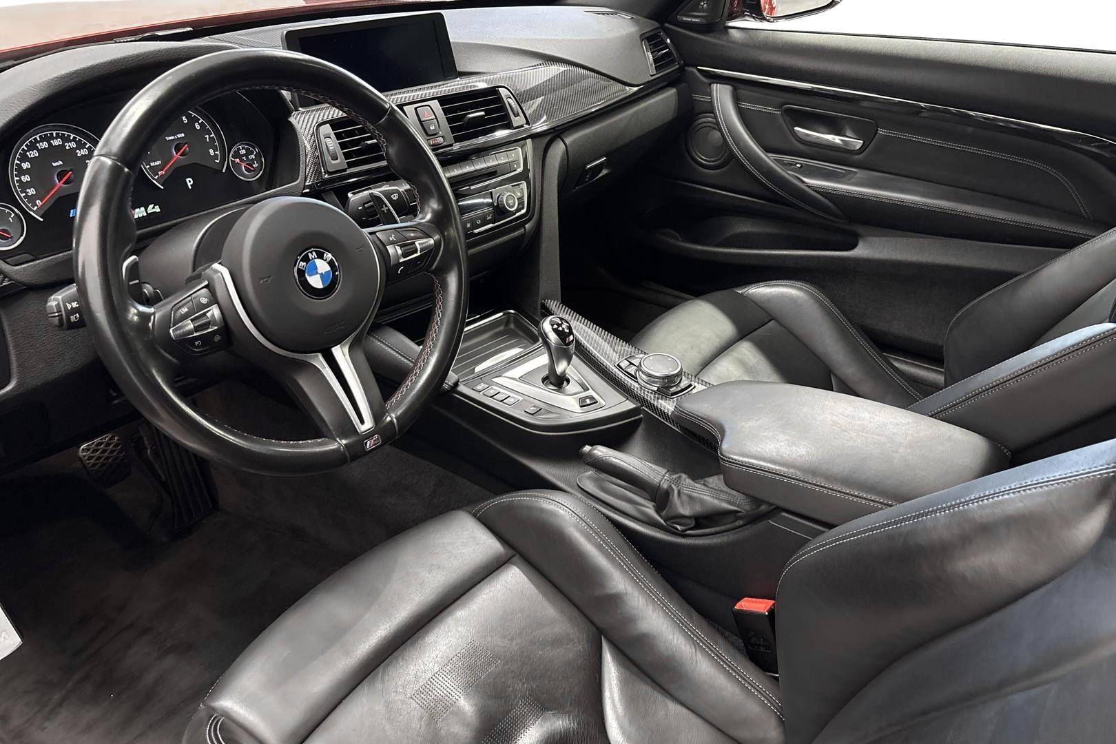 BMW M4 2015